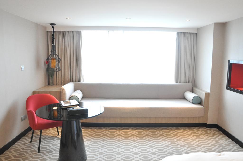 M Hotel Chengdu Zewnętrze zdjęcie