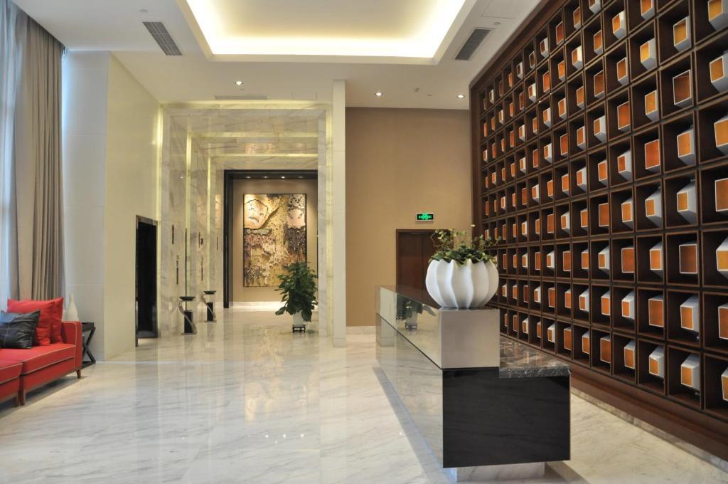 M Hotel Chengdu Zewnętrze zdjęcie